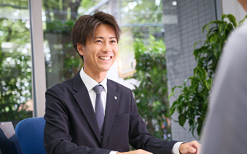 INTERVIEW 01
